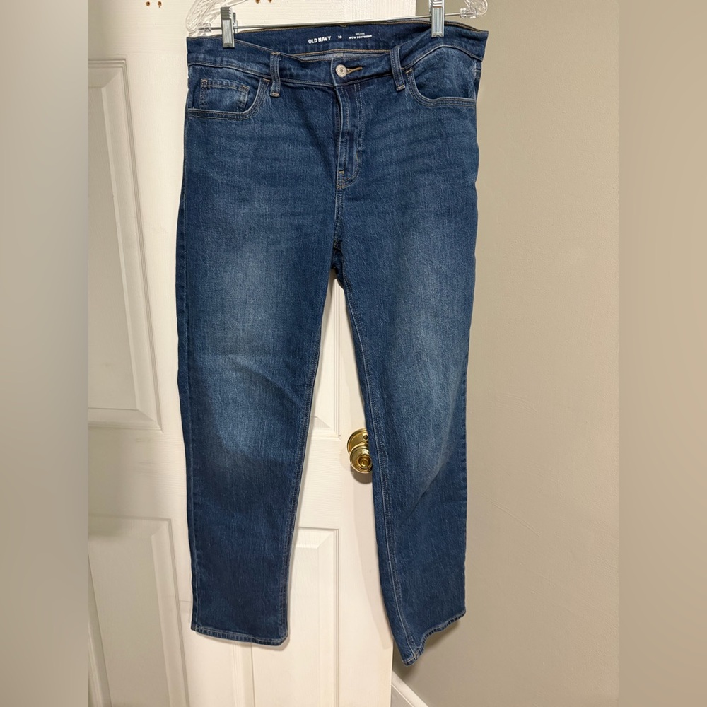 Old Navy Women's Cropped Blue Jeans